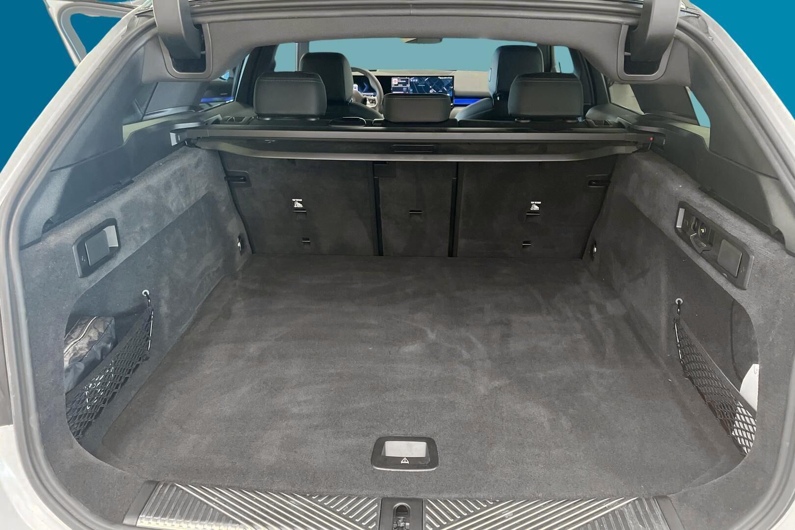 BMW i5 iso kuva 11