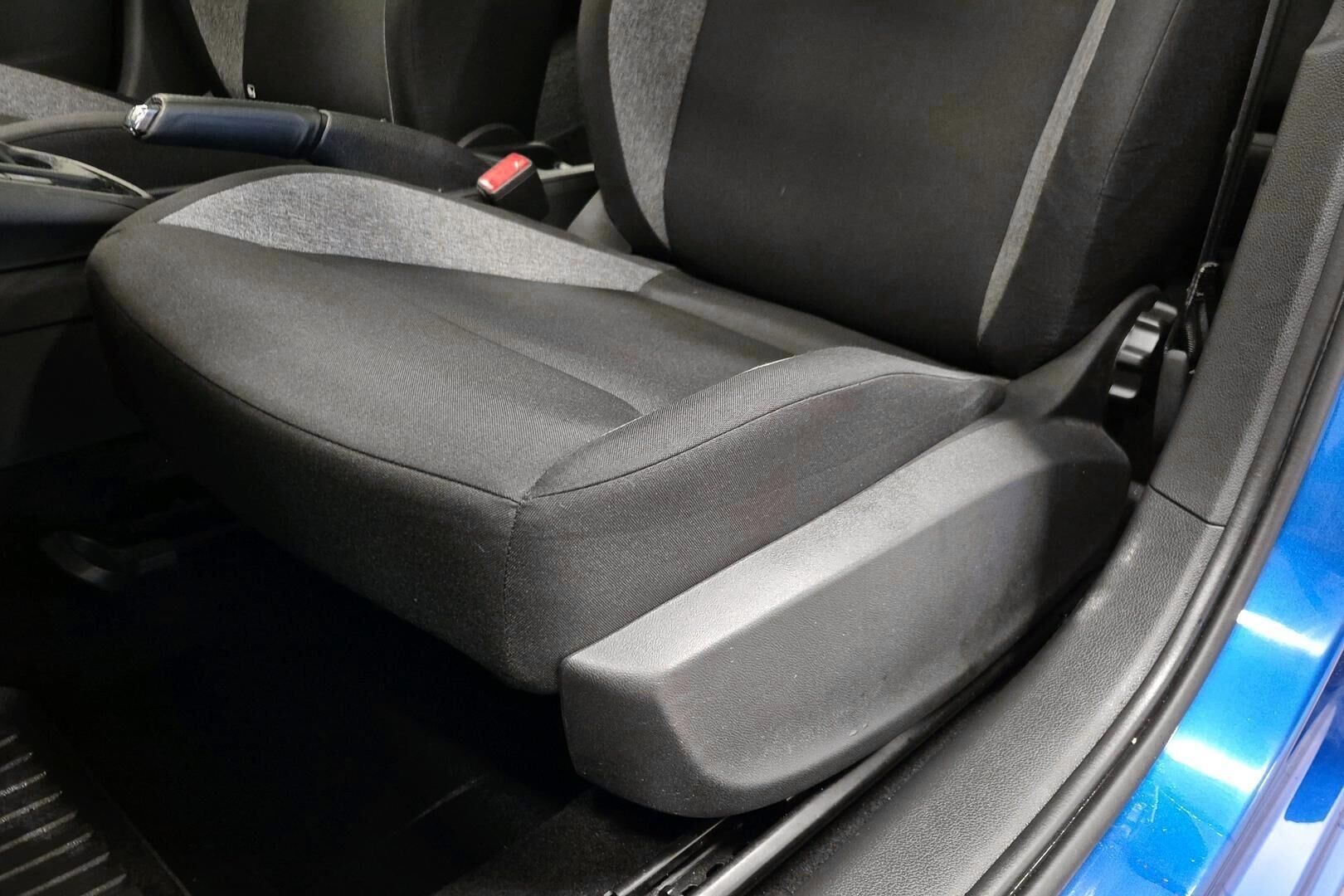 Skoda Fabia iso kuva 22