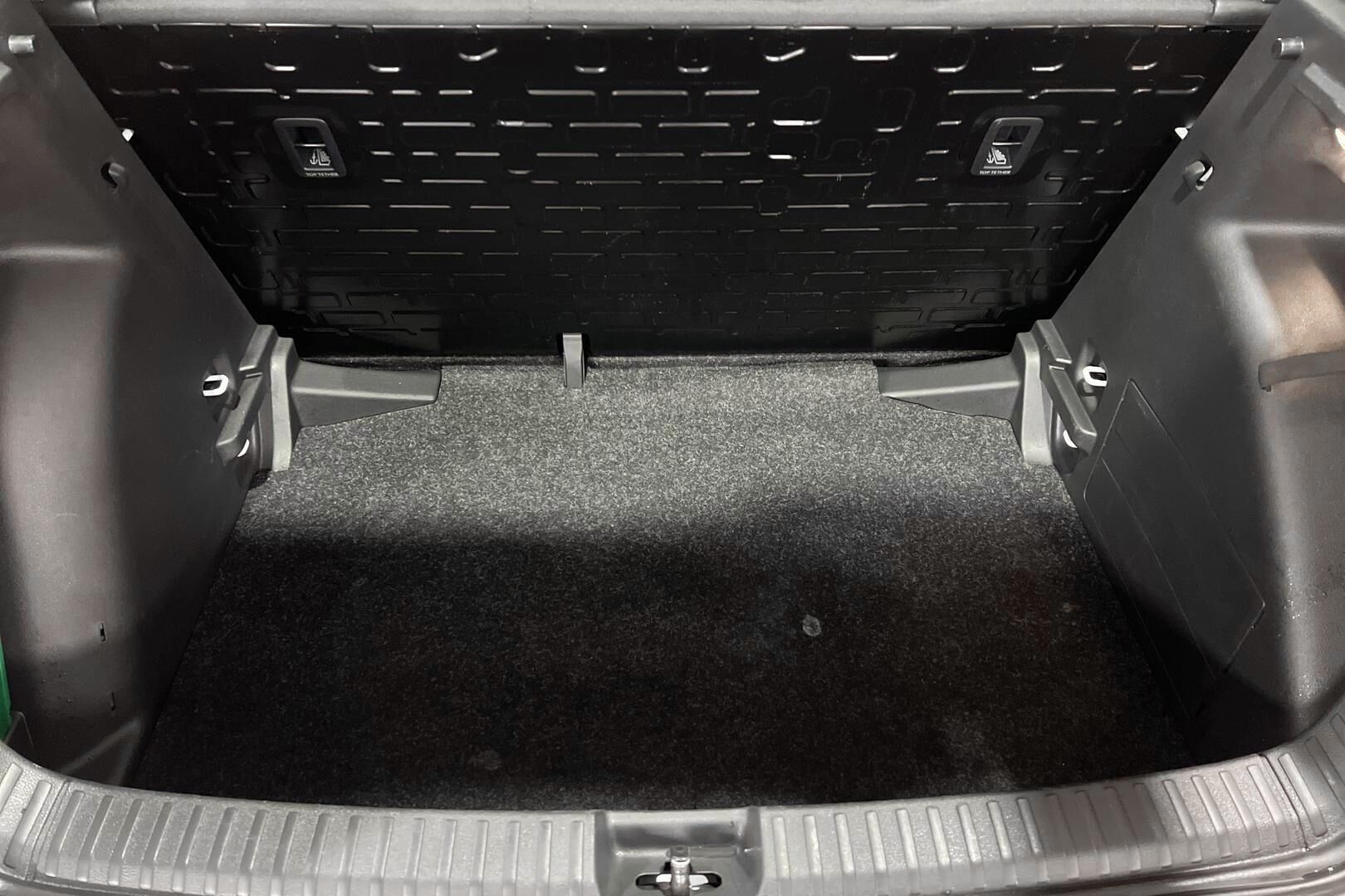 Skoda Fabia iso kuva 12
