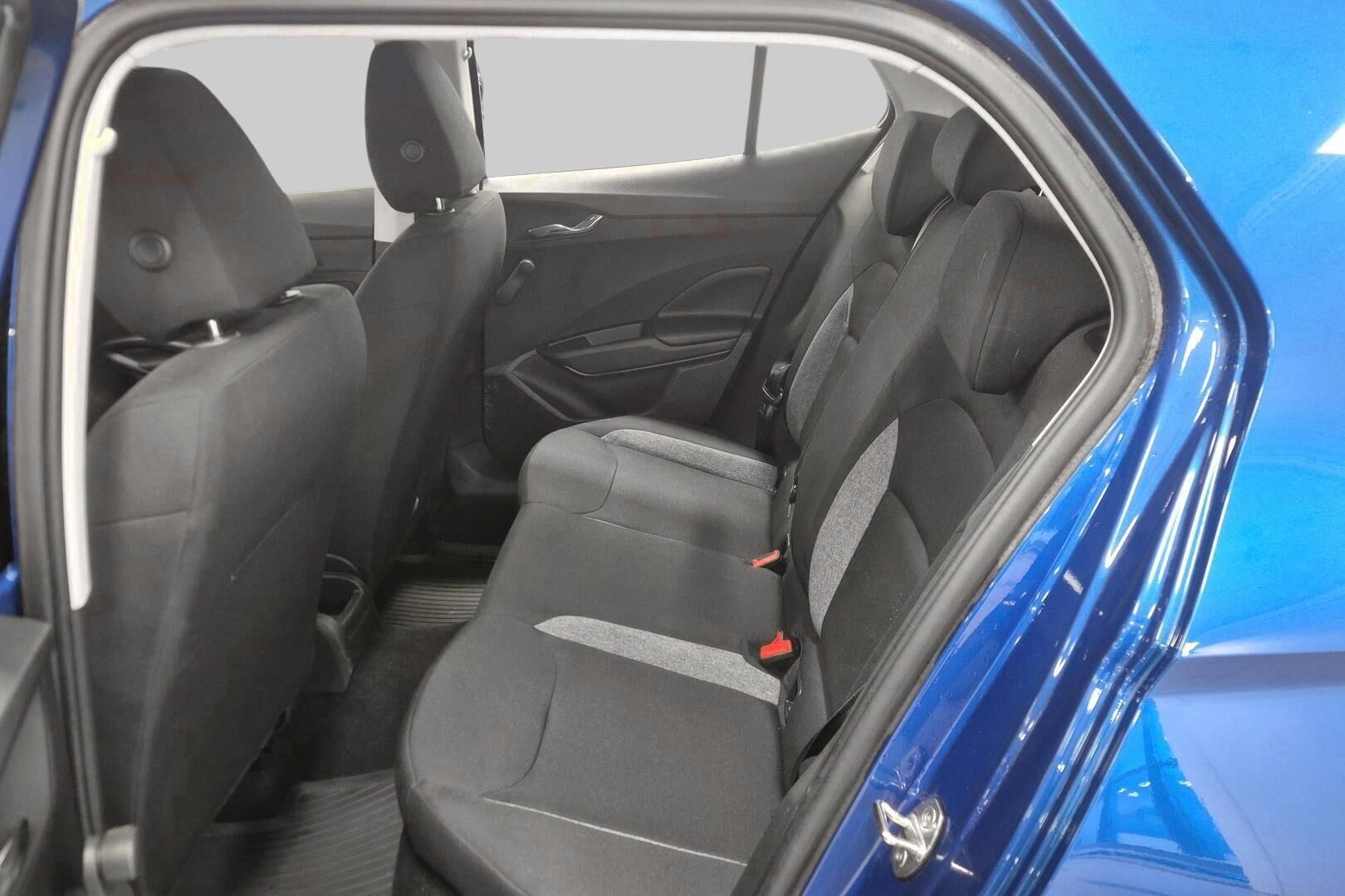 Skoda Fabia iso kuva 10