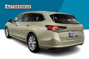 Skoda Superb esikatselu 5