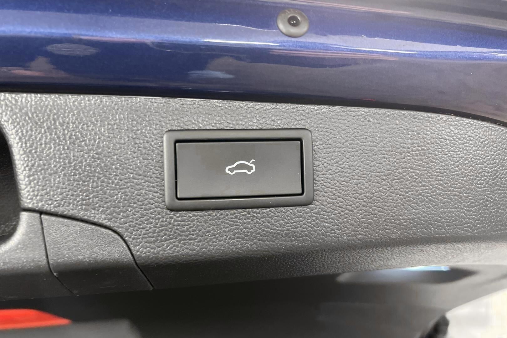 Skoda Superb iso kuva 11