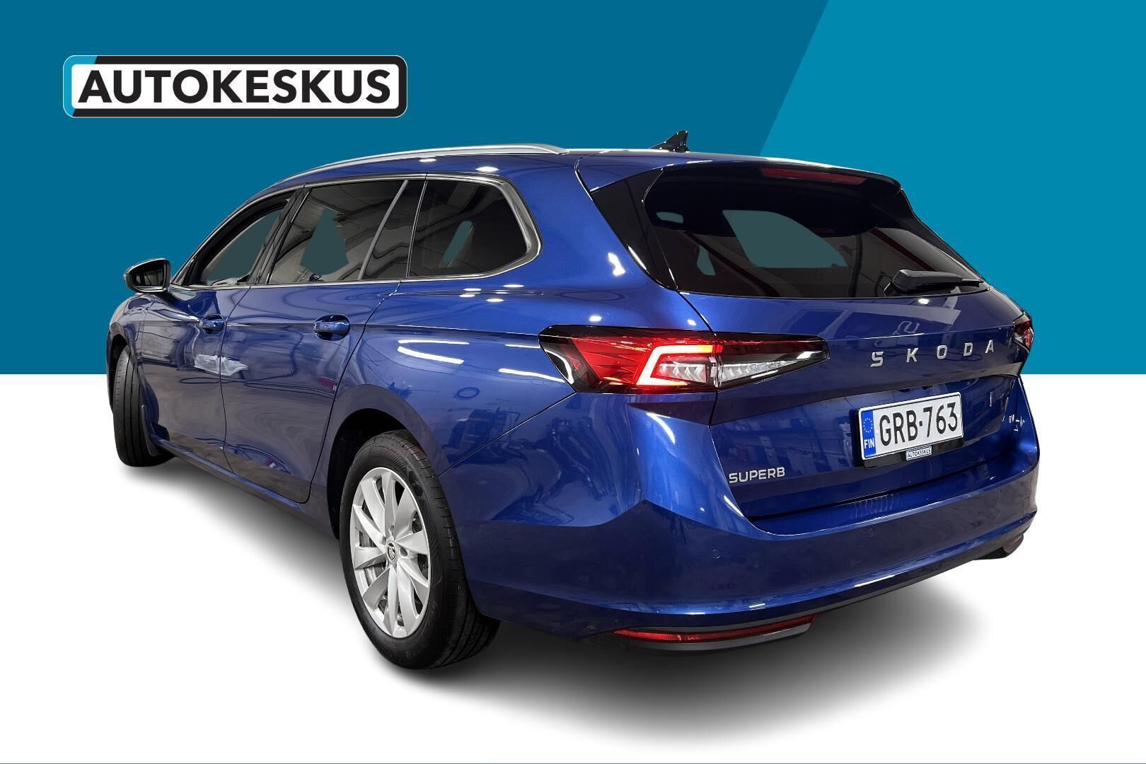 Skoda Superb iso kuva 5