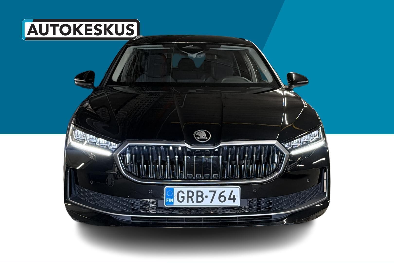 Skoda Superb iso kuva 1