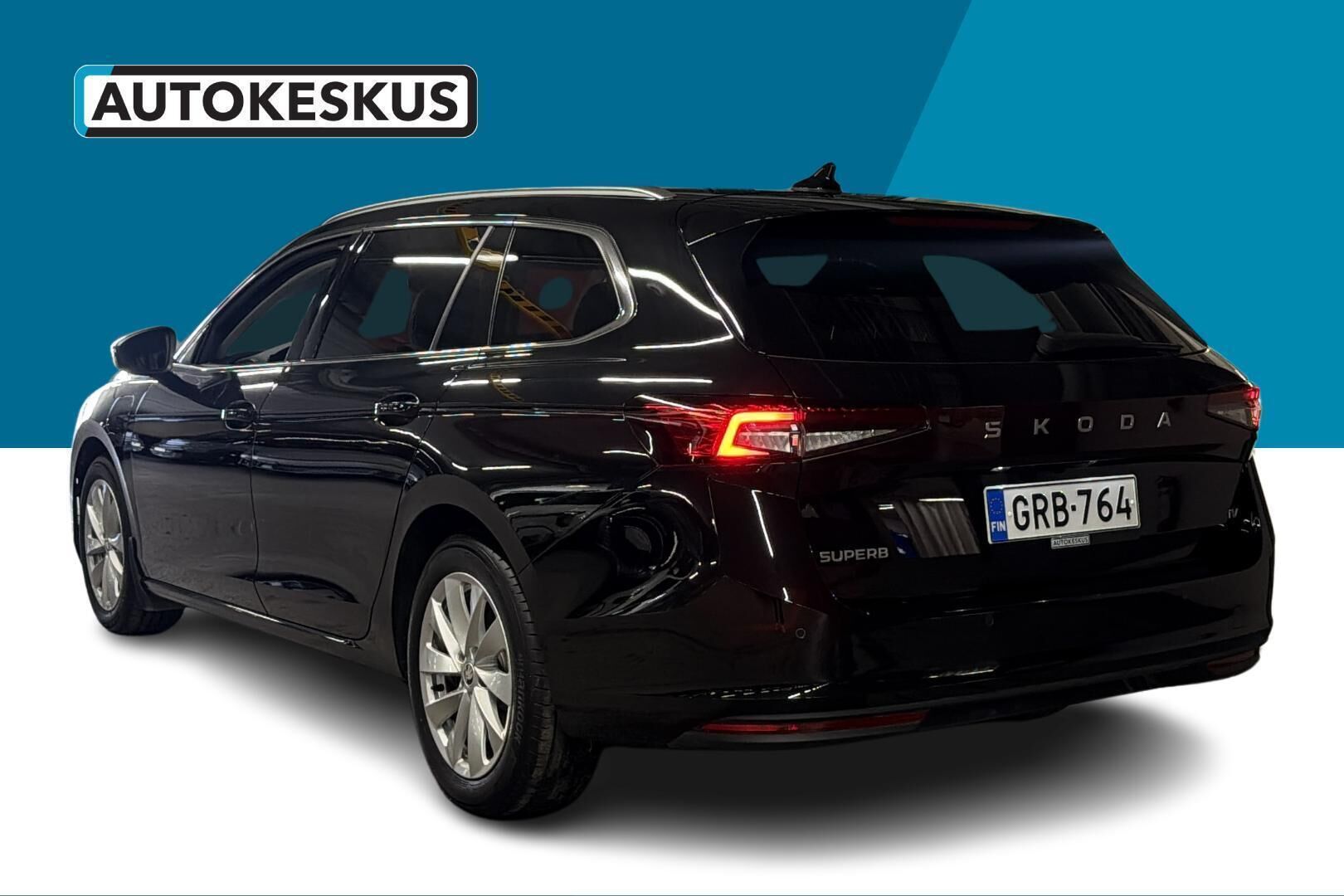 Skoda Superb iso kuva 6