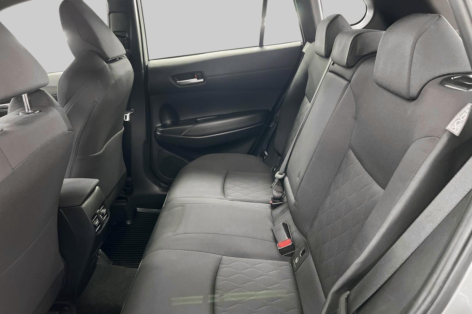 Toyota Corolla Cross iso kuva 9