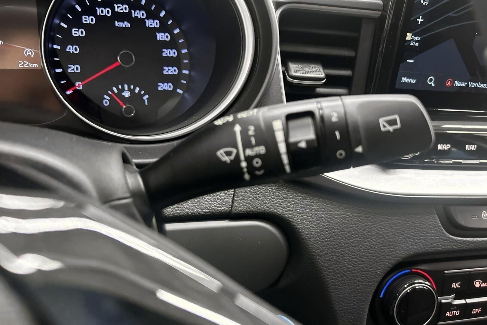 Kia Ceed iso kuva 20