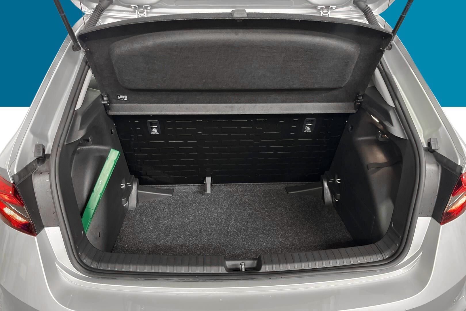 Skoda Fabia iso kuva 12