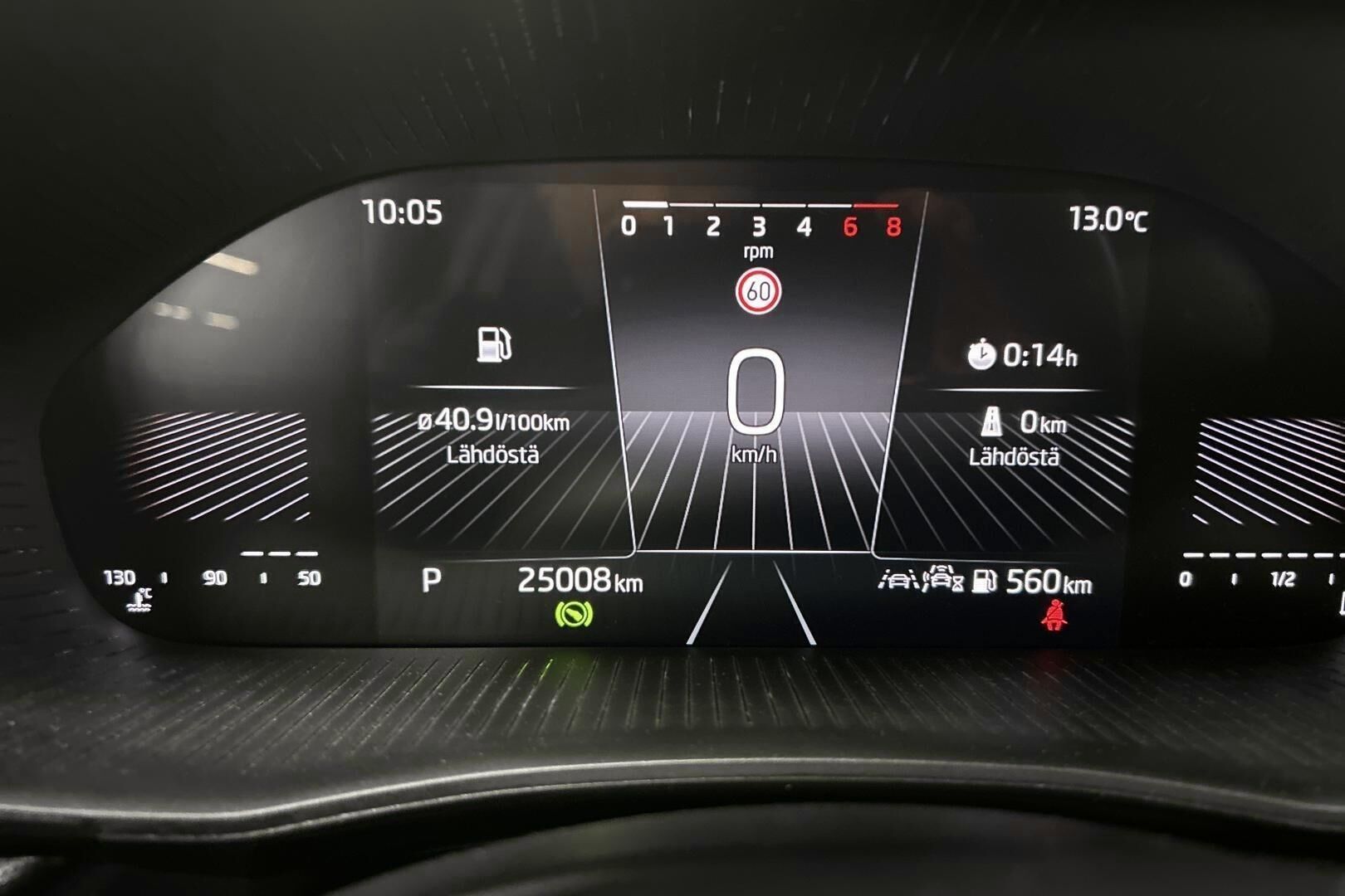 Skoda Fabia iso kuva 14