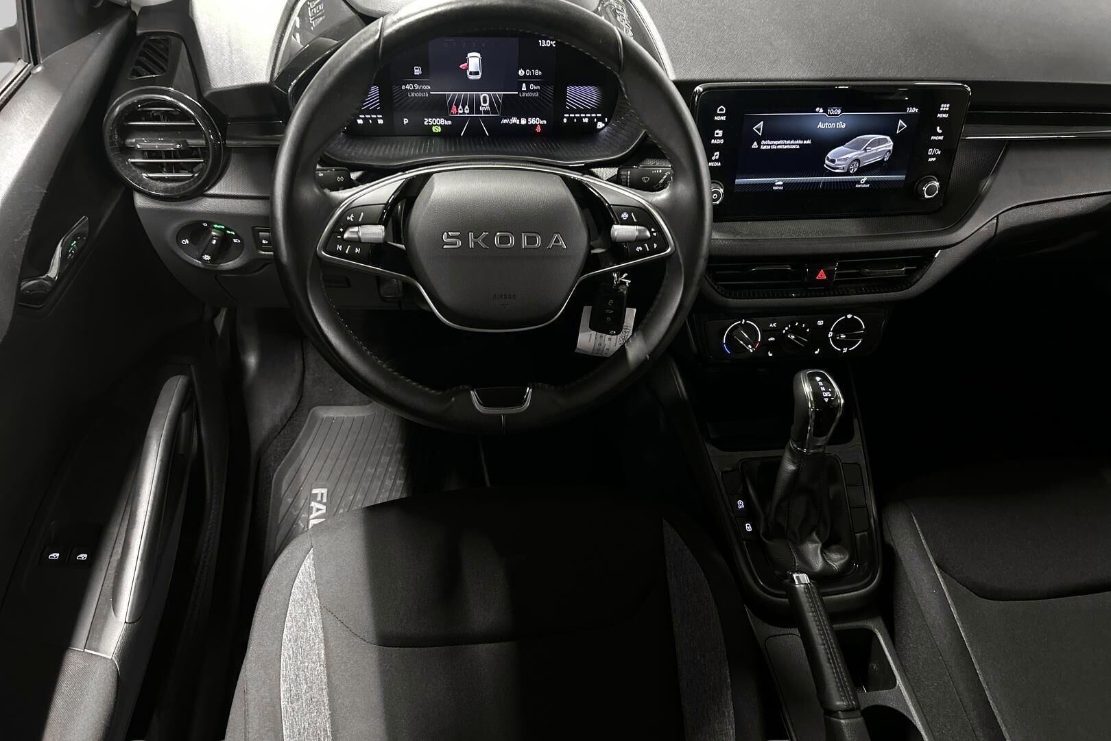 Skoda Fabia iso kuva 29