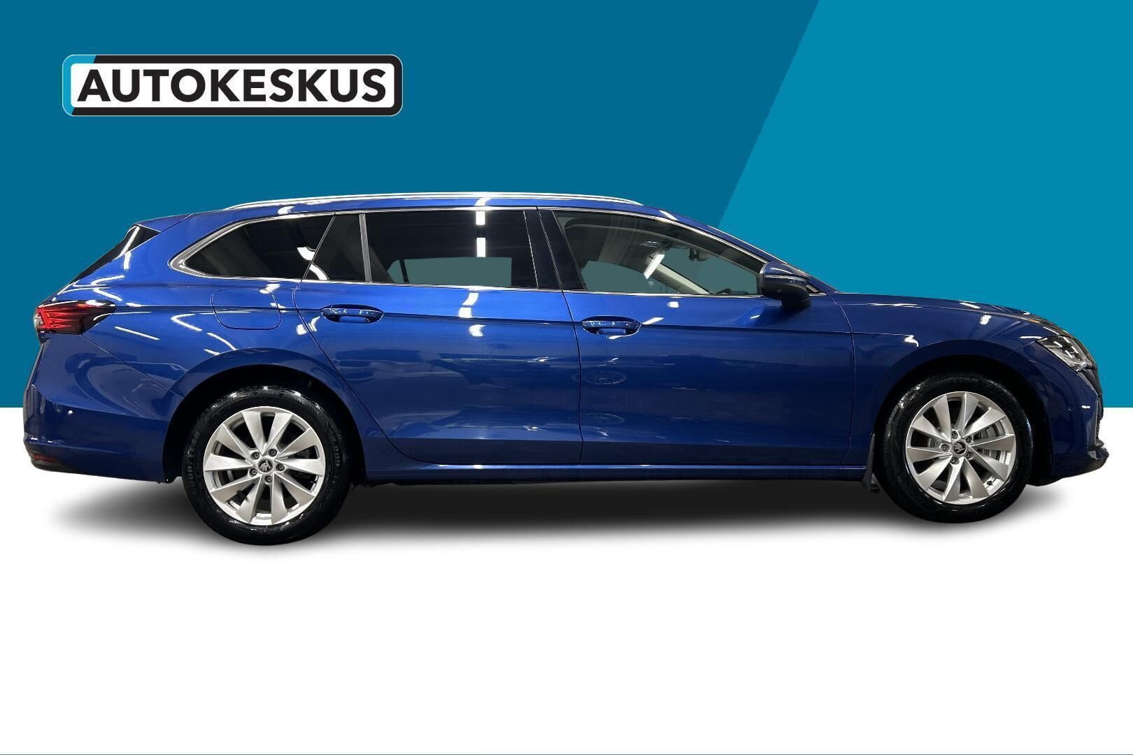 Skoda Superb iso kuva 3