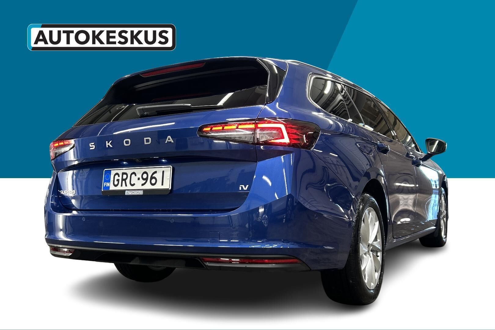 Skoda Superb iso kuva 4