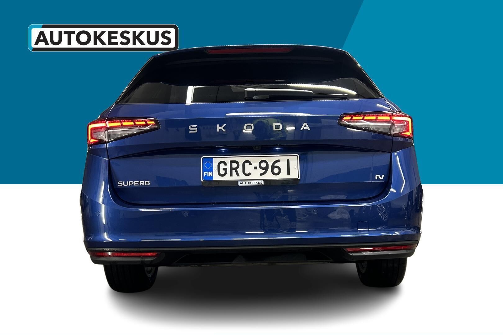 Skoda Superb iso kuva 5