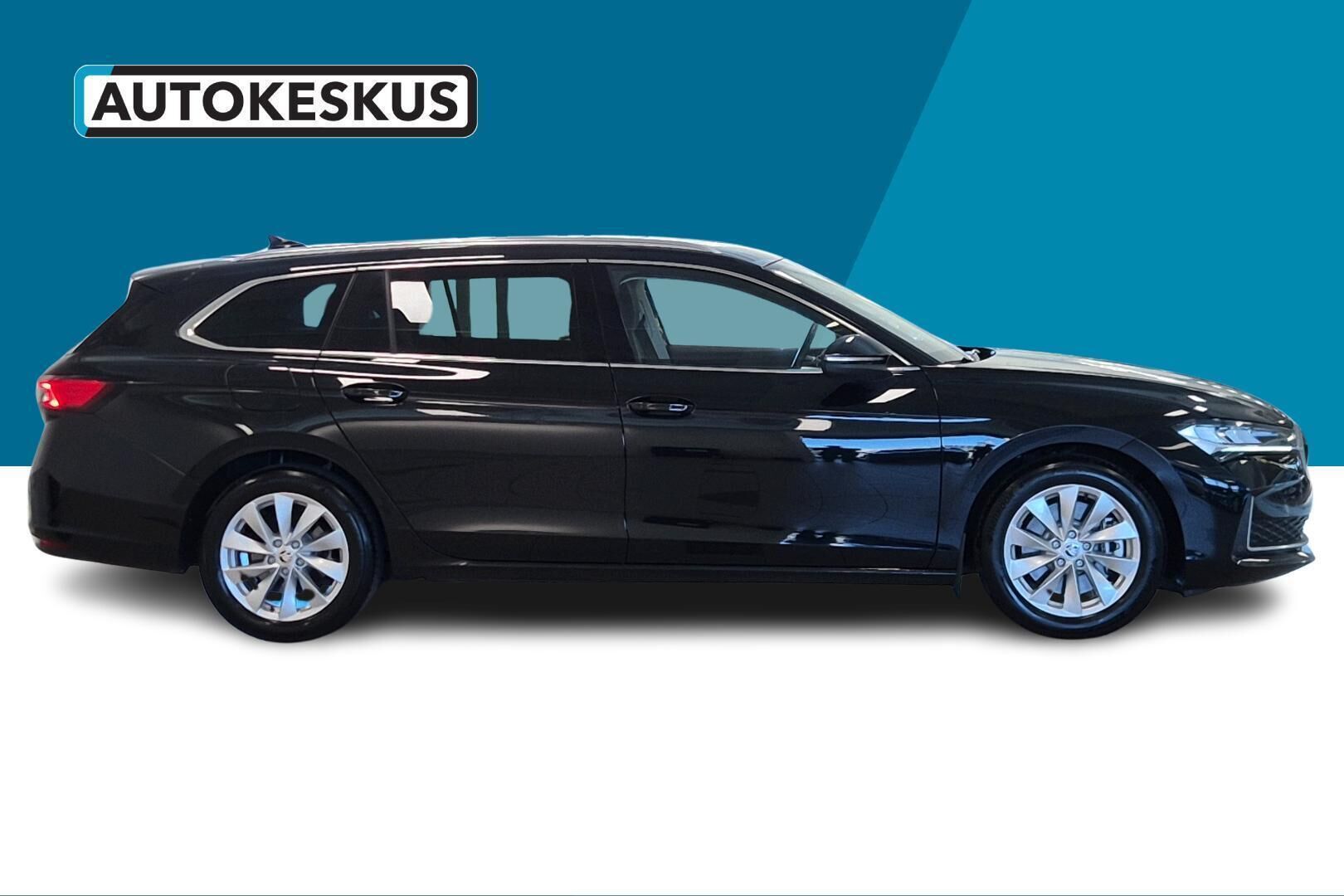 Skoda Superb iso kuva 4