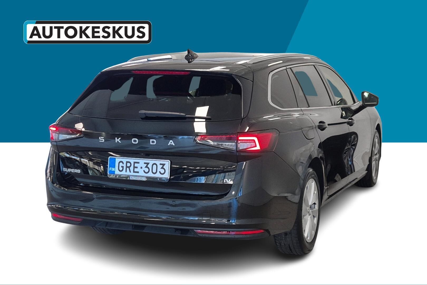 Skoda Superb iso kuva 5