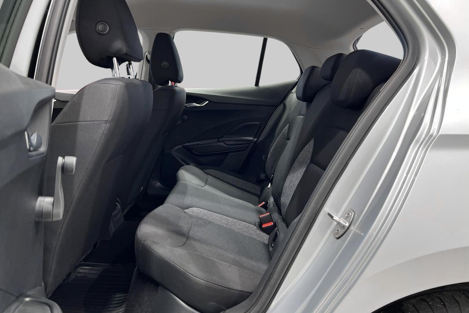 Skoda Fabia iso kuva 10