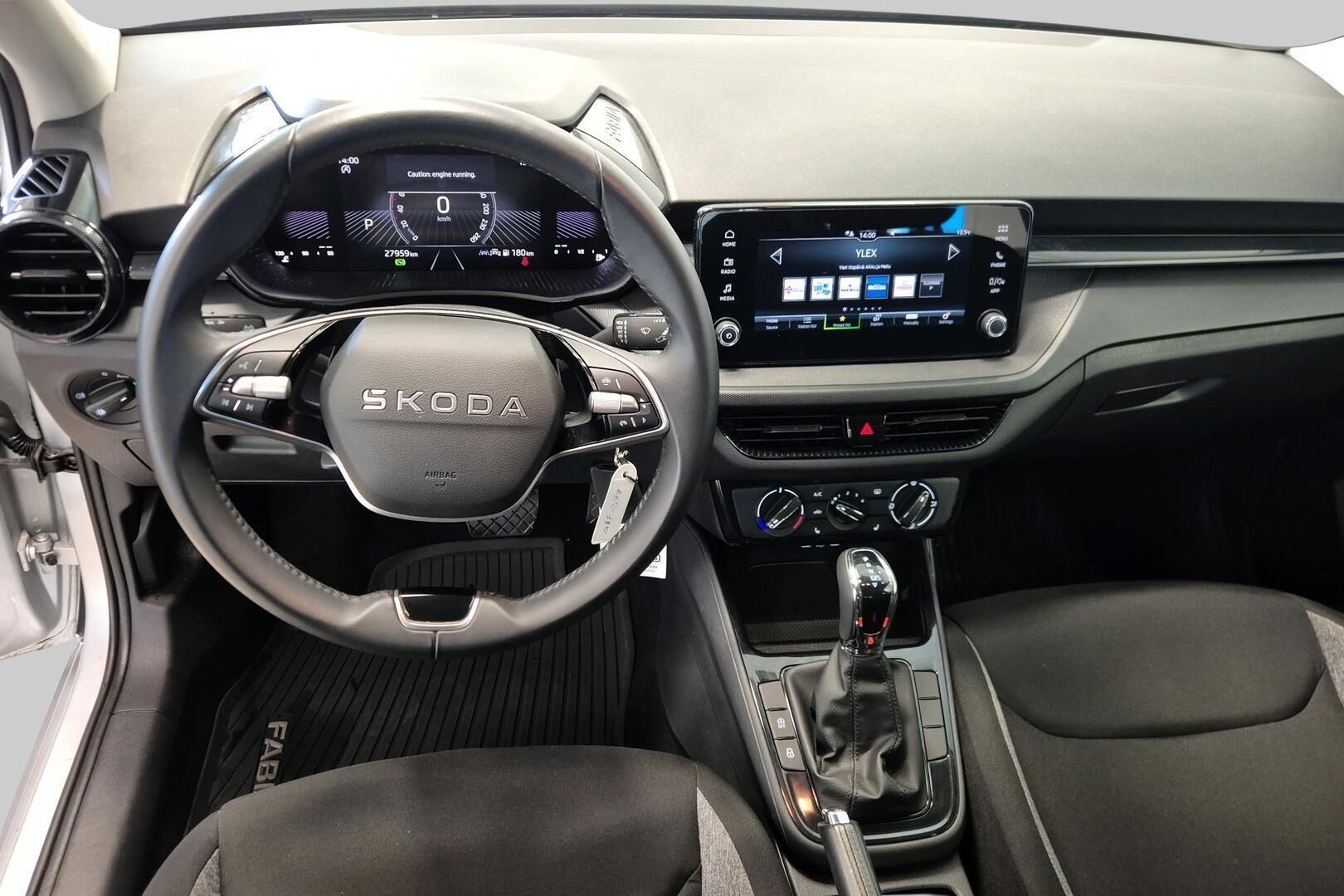 Skoda Fabia iso kuva 11