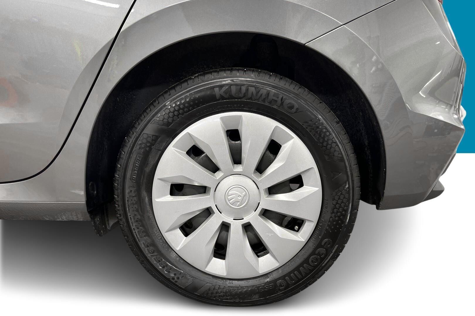 Skoda Fabia iso kuva 13