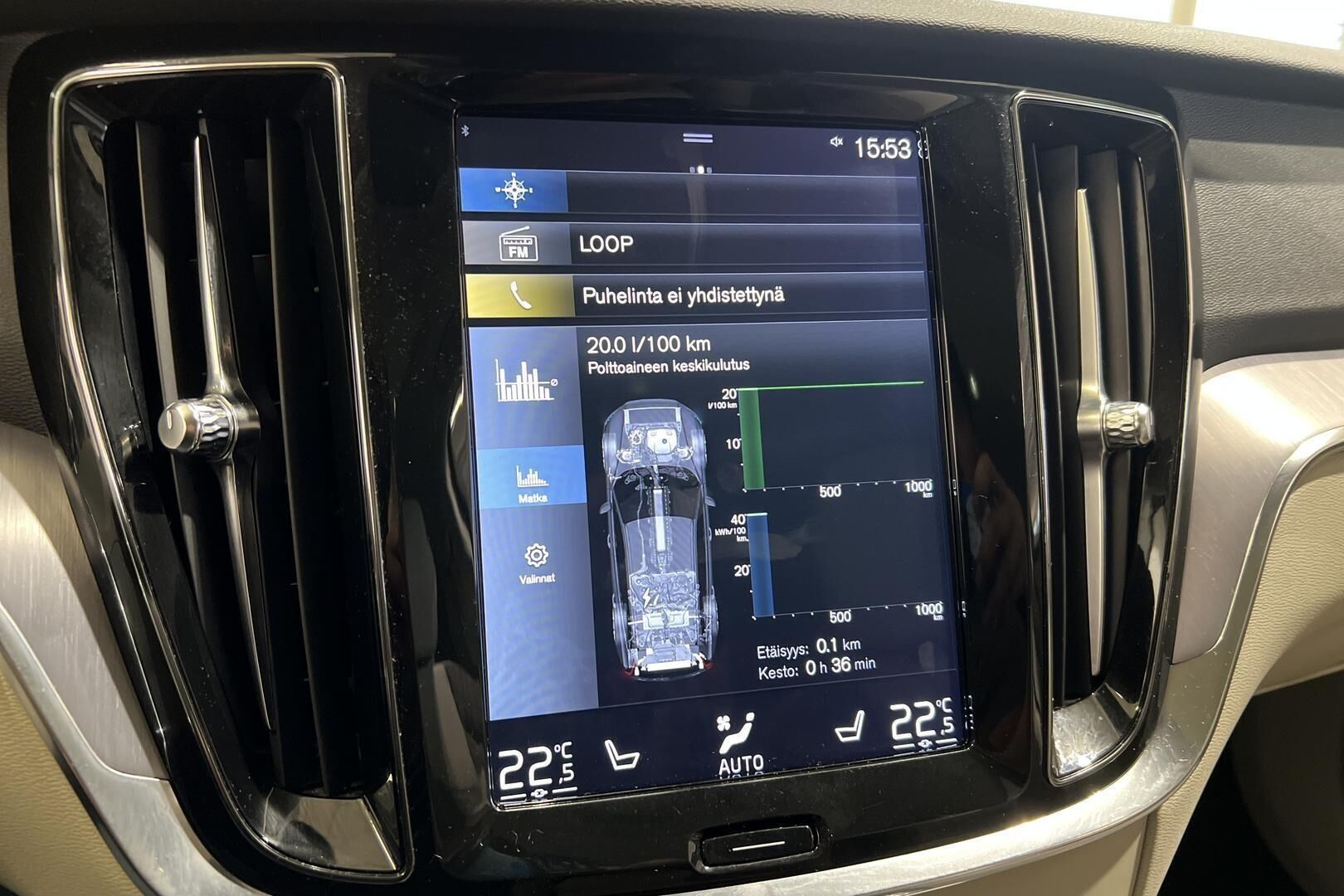 VOLVO V60 iso kuva 19