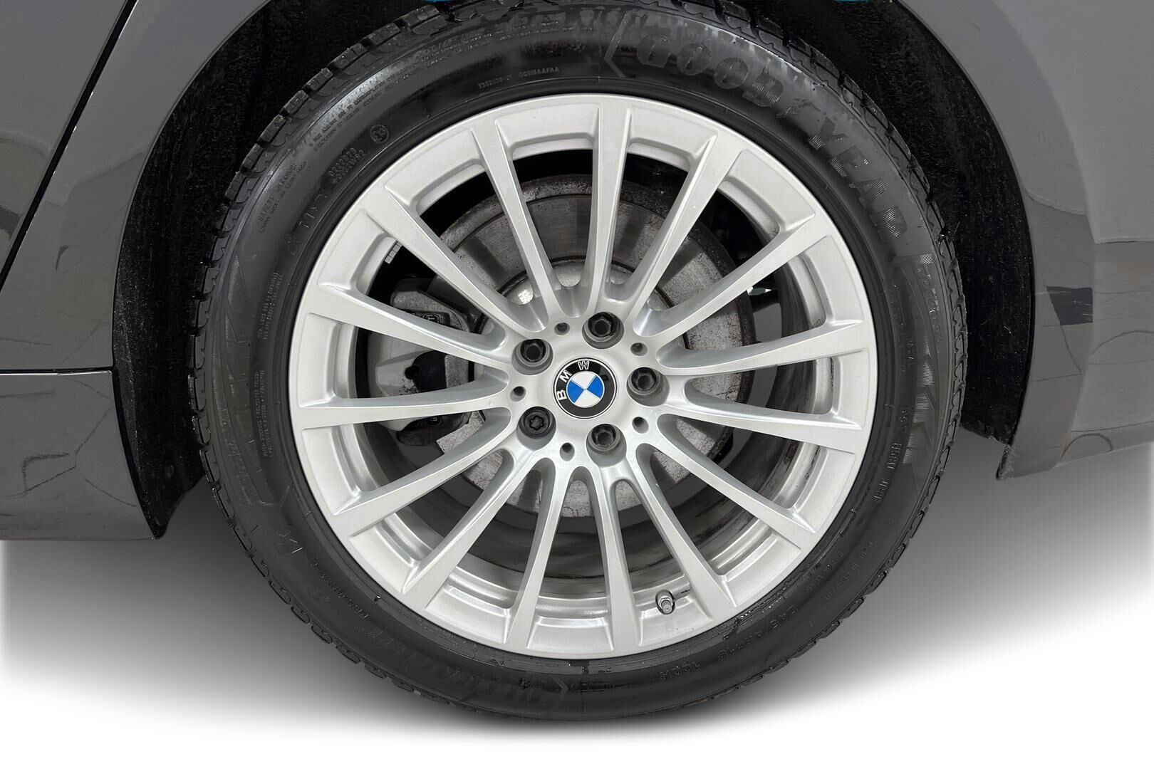 BMW 5-SARJA iso kuva 11