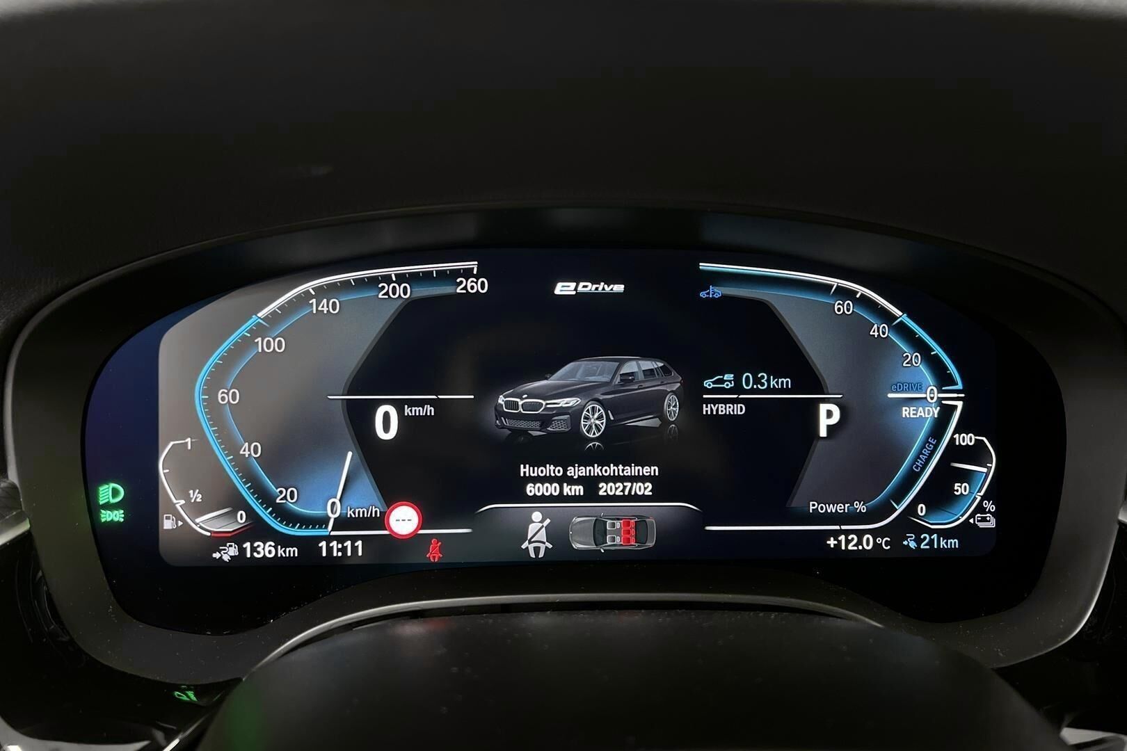 BMW 5-SARJA iso kuva 12