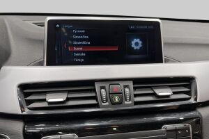 BMW X1 esikatselu 17