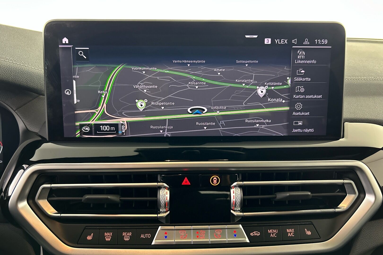 BMW iX3 iso kuva 13