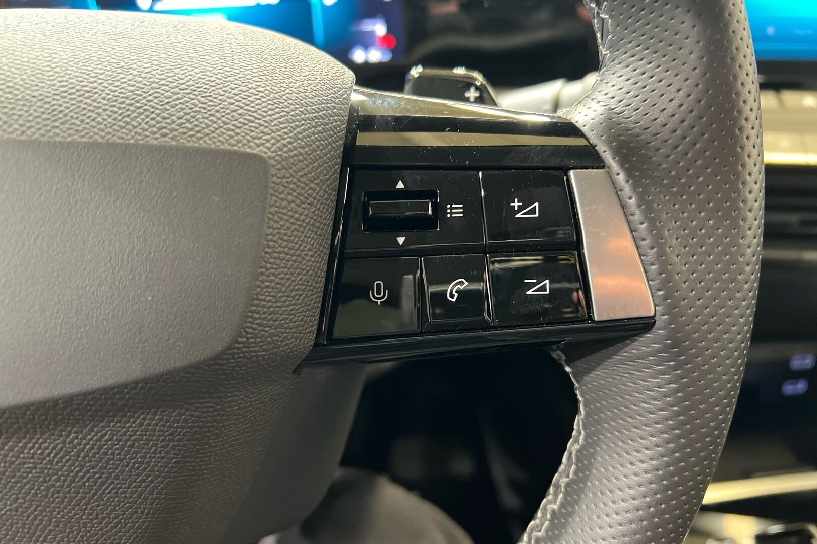 OPEL ASTRA iso kuva 9