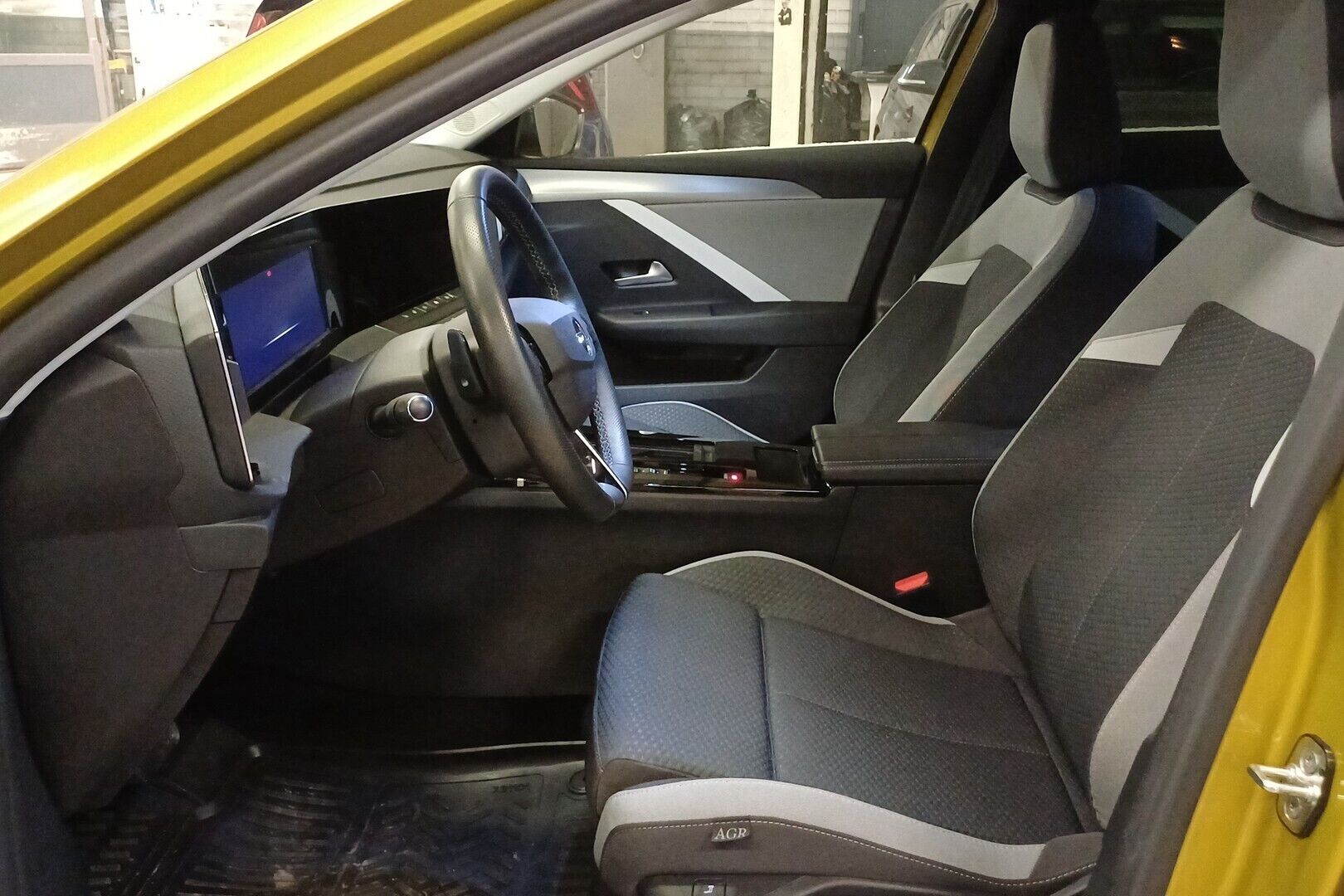 OPEL ASTRA iso kuva 22