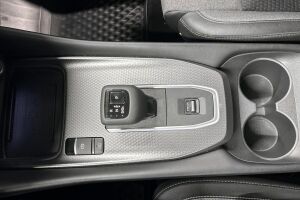 Nissan Qashqai esikatselu 17