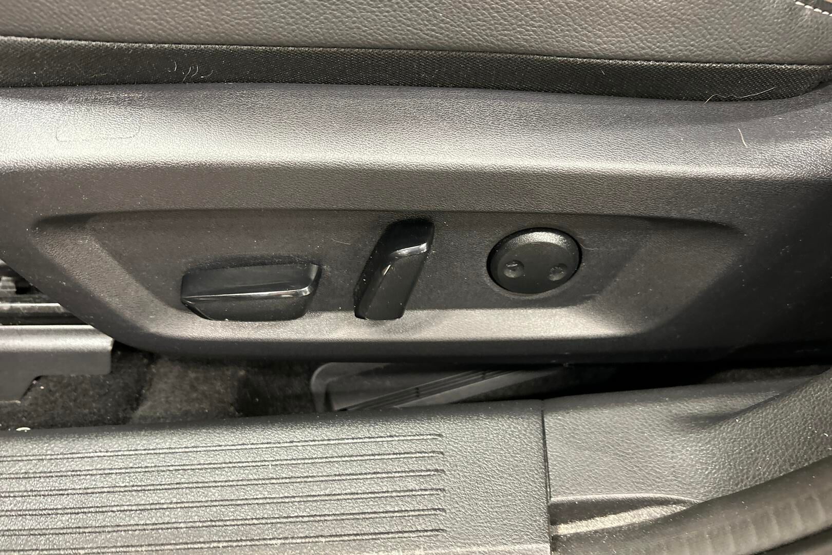 Nissan Qashqai iso kuva 21