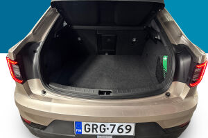 Polestar 2 esikatselu 10