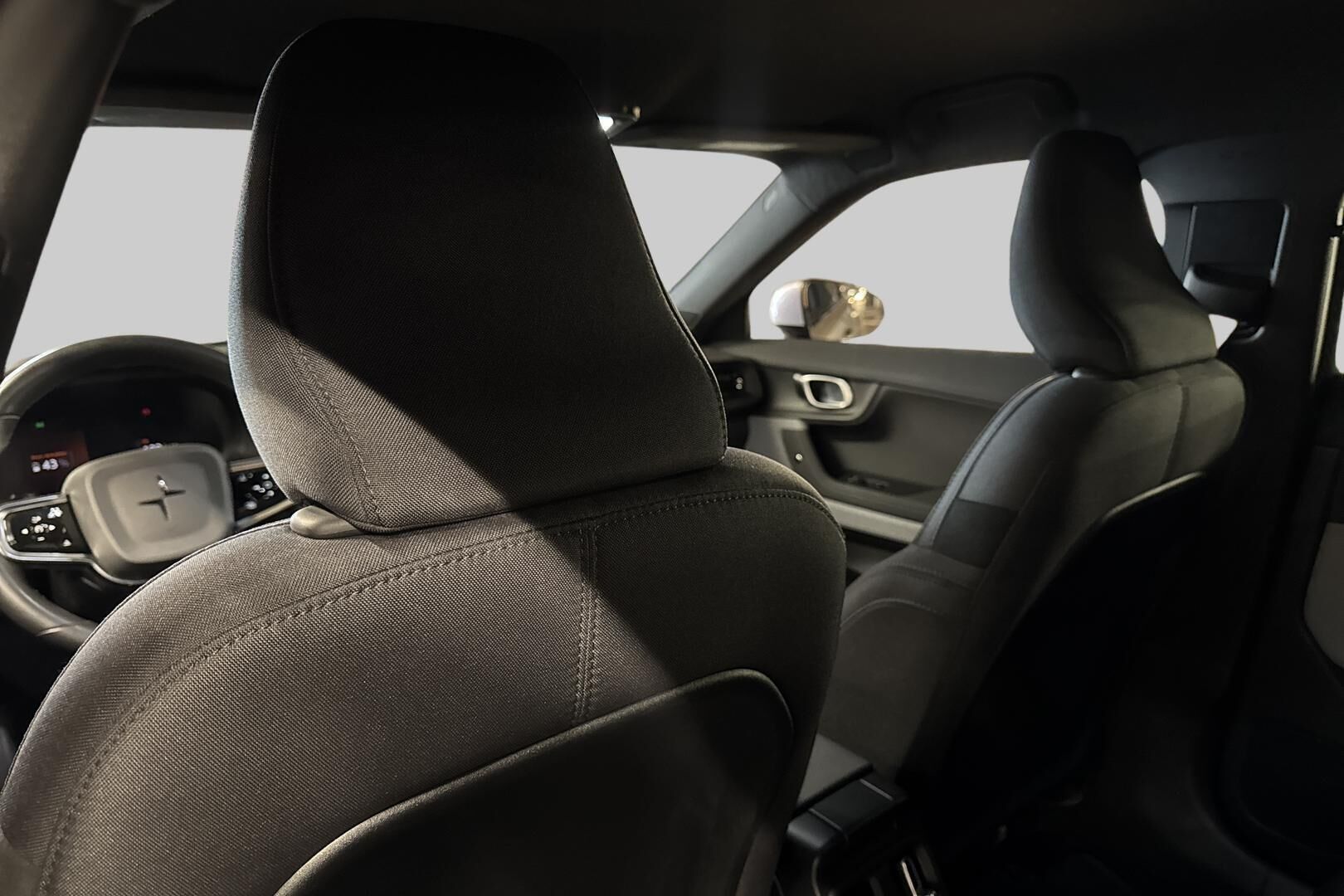 Polestar 2 iso kuva 17