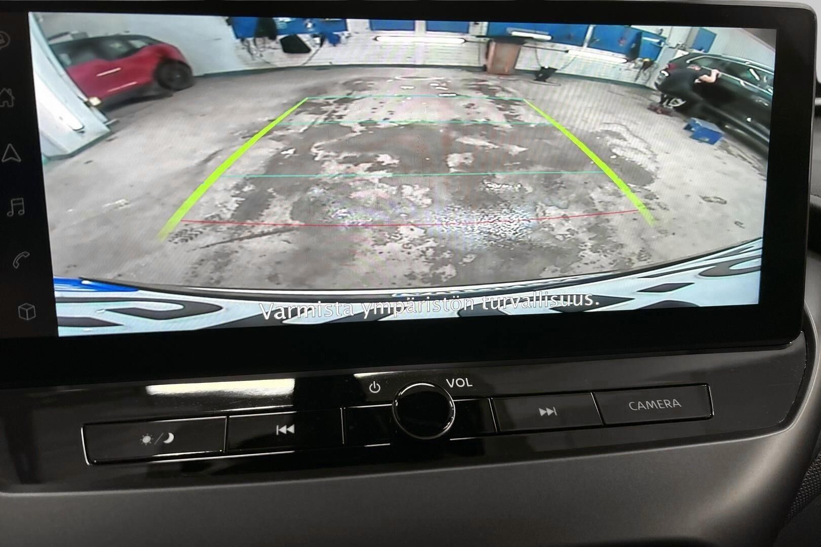 Nissan Juke iso kuva 15