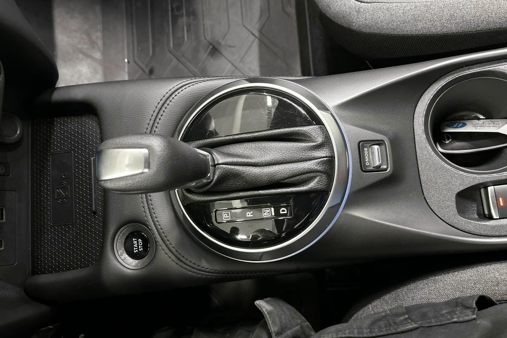 Nissan Juke iso kuva 17