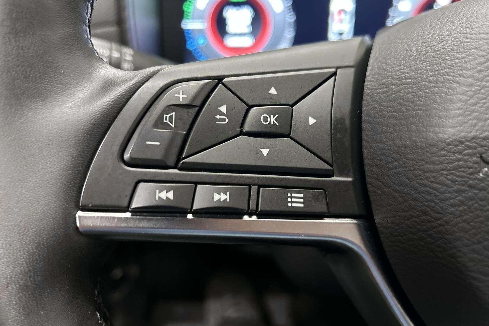 Nissan Juke iso kuva 19