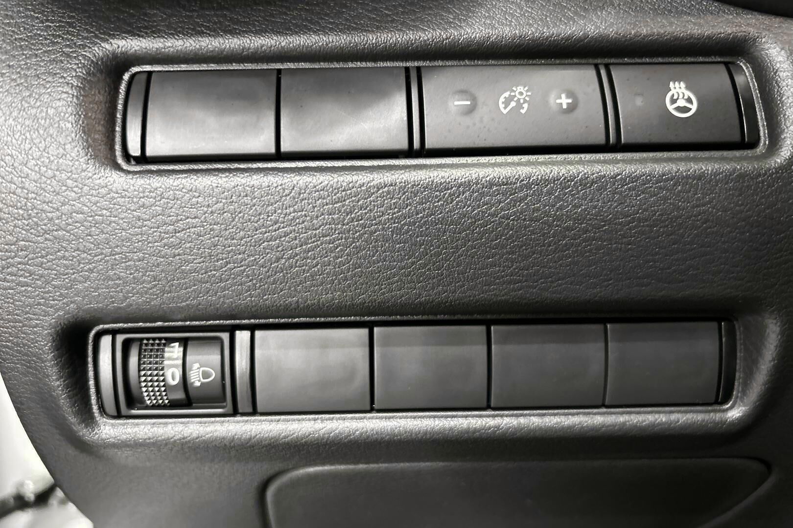 Nissan Juke iso kuva 20