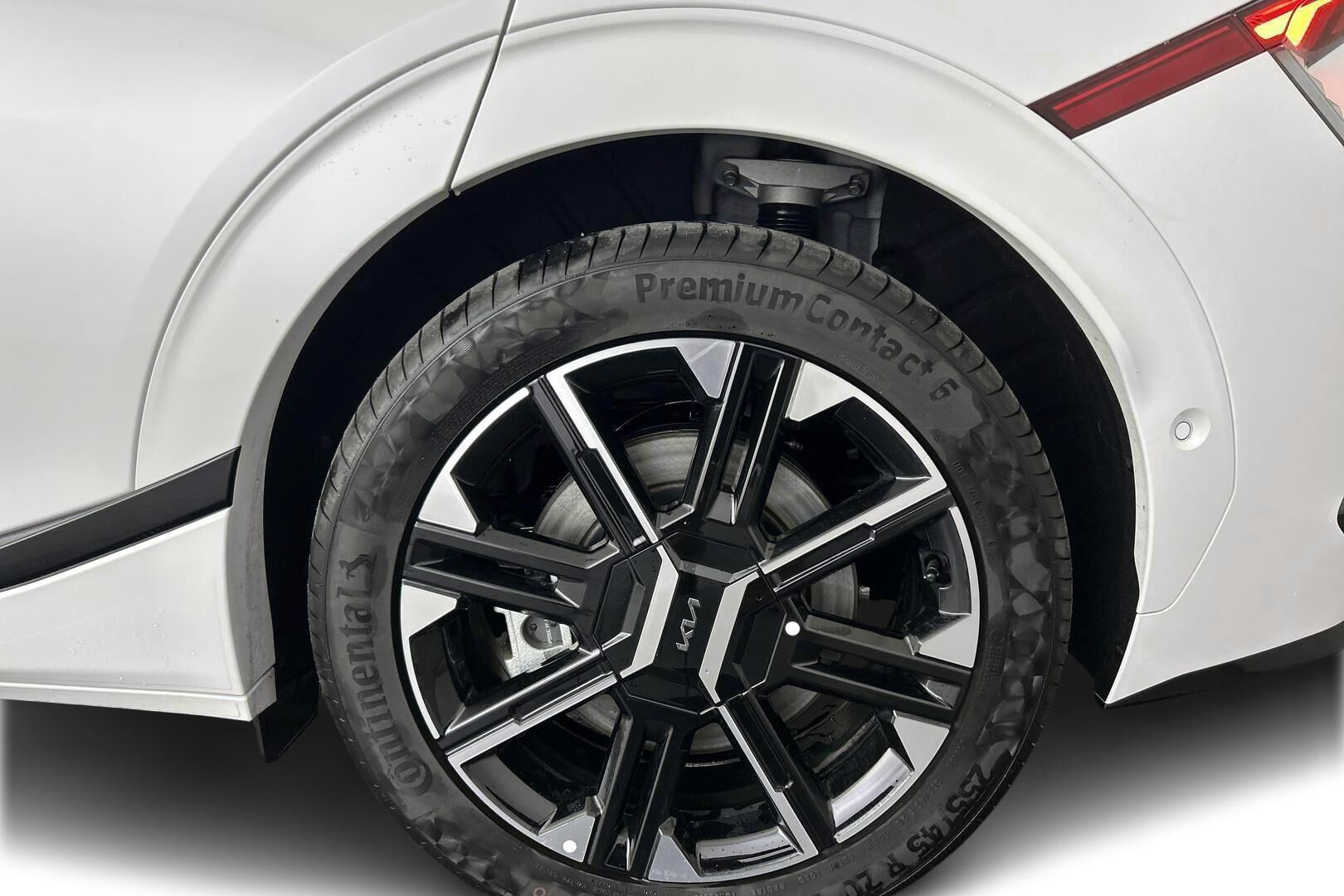 Kia EV6 iso kuva 12