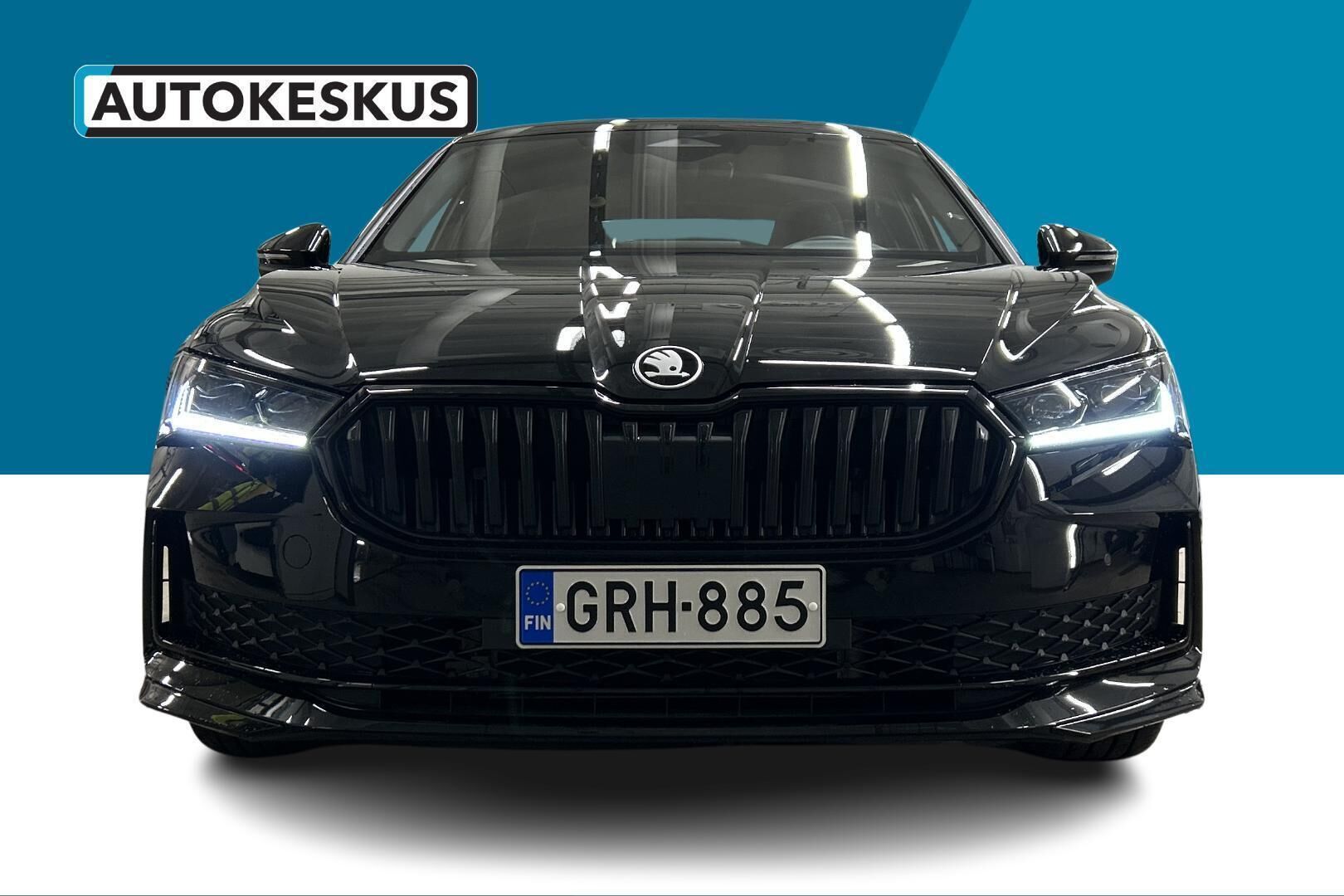 Skoda Superb iso kuva 1