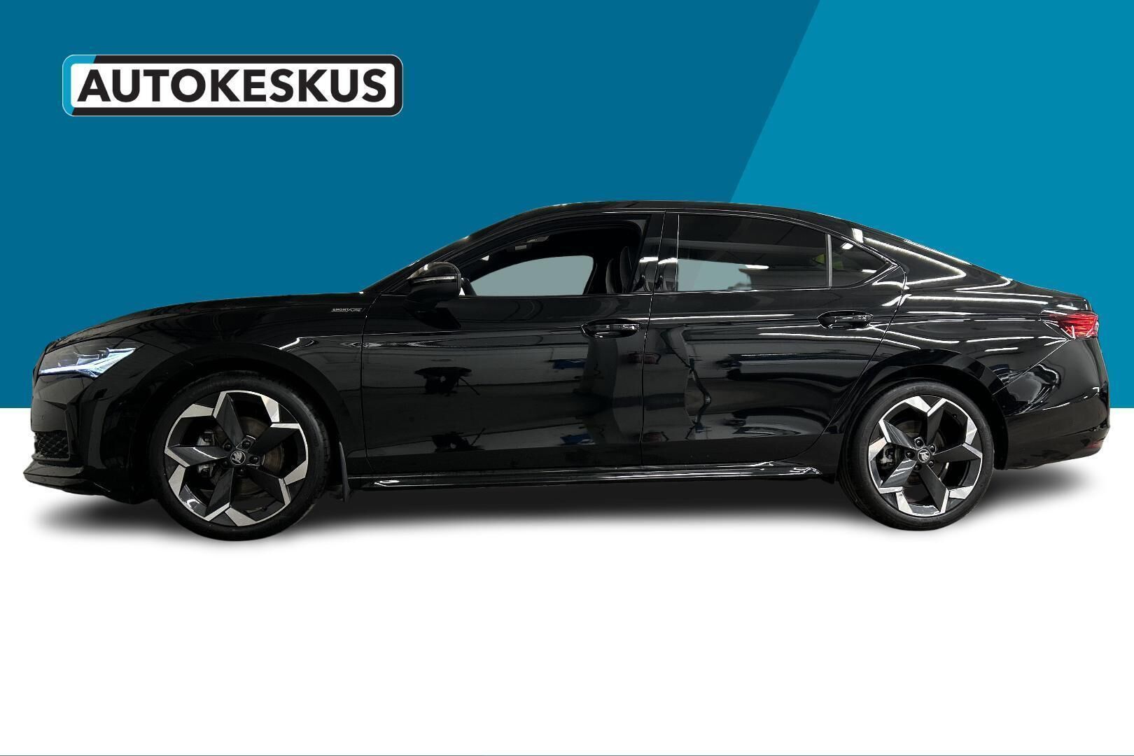 Skoda Superb iso kuva 7