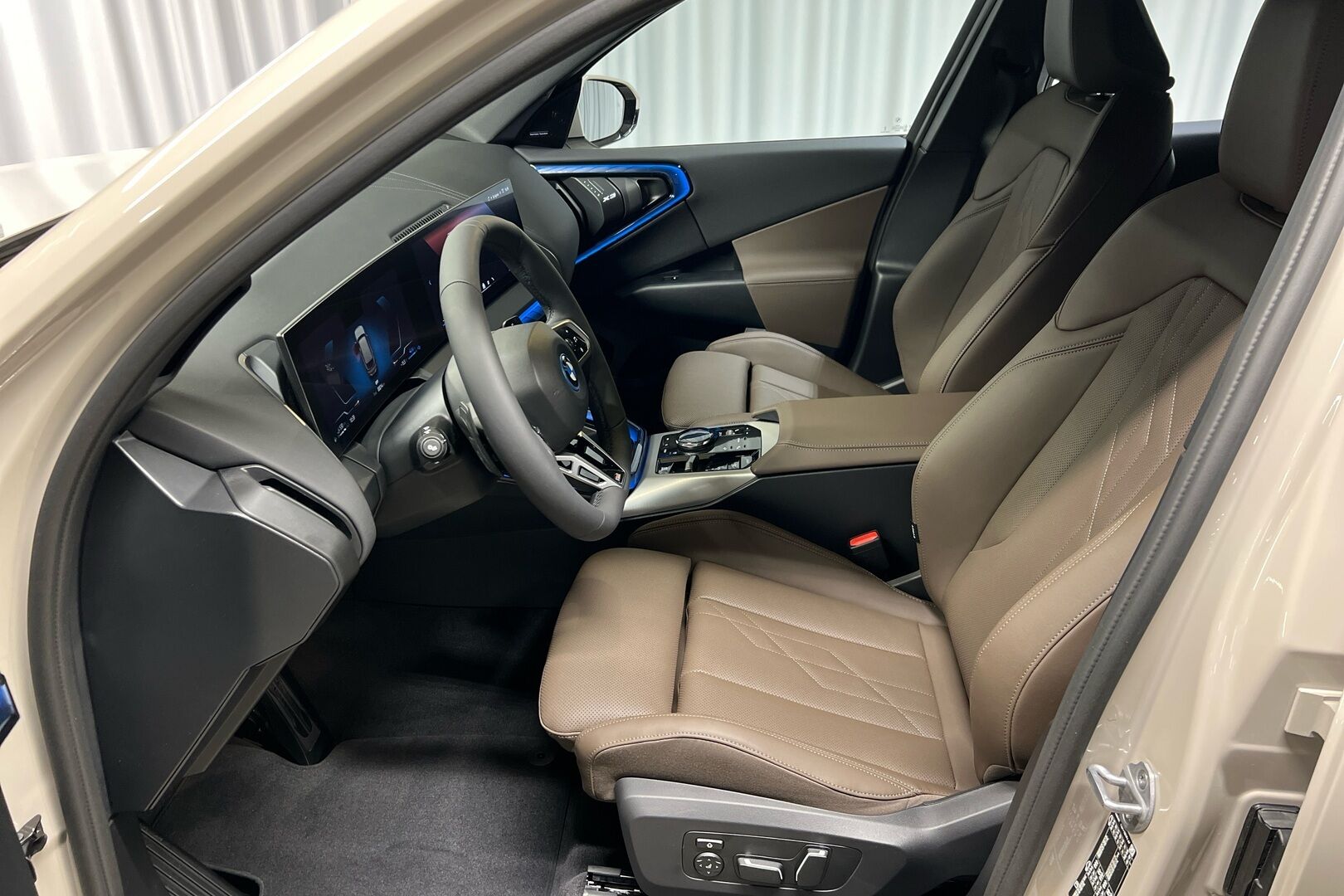 BMW X3 iso kuva 7