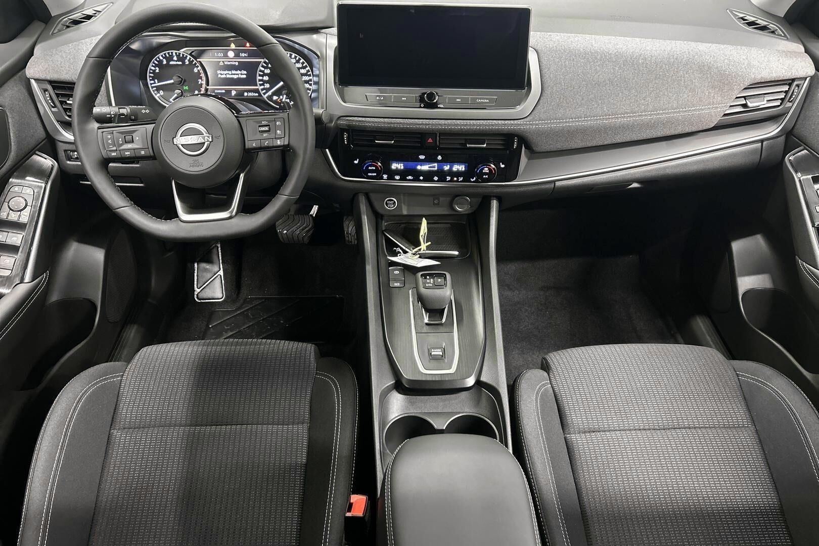 Nissan Qashqai iso kuva 10