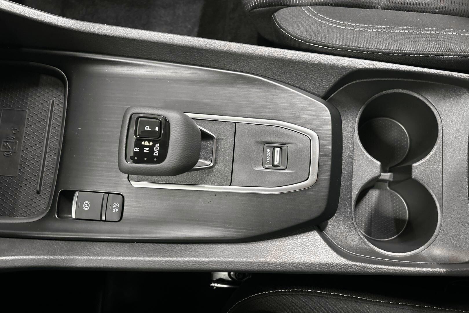 Nissan Qashqai iso kuva 19