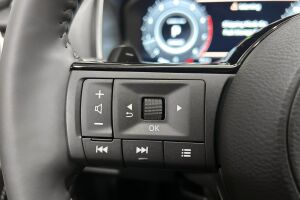 Nissan Qashqai esikatselu 14