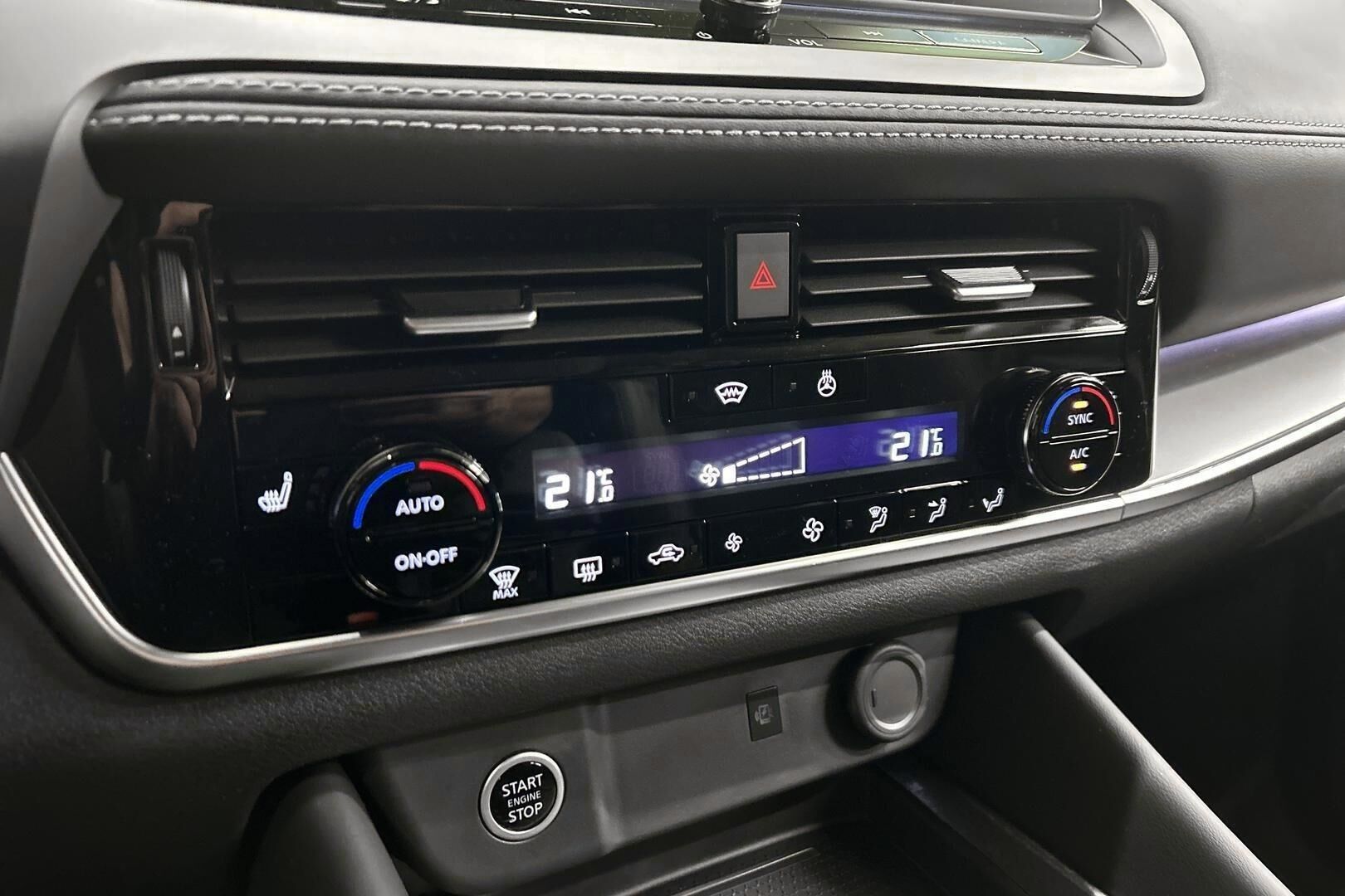 Nissan Qashqai iso kuva 9