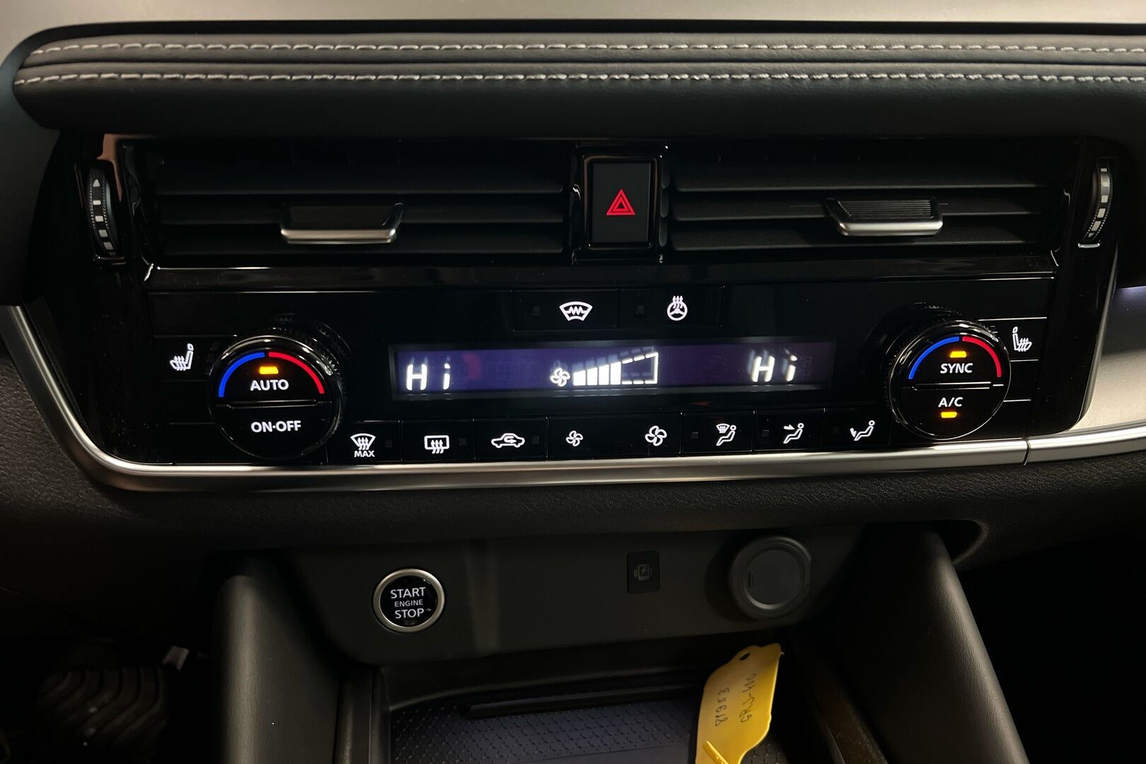 Nissan Qashqai iso kuva 14