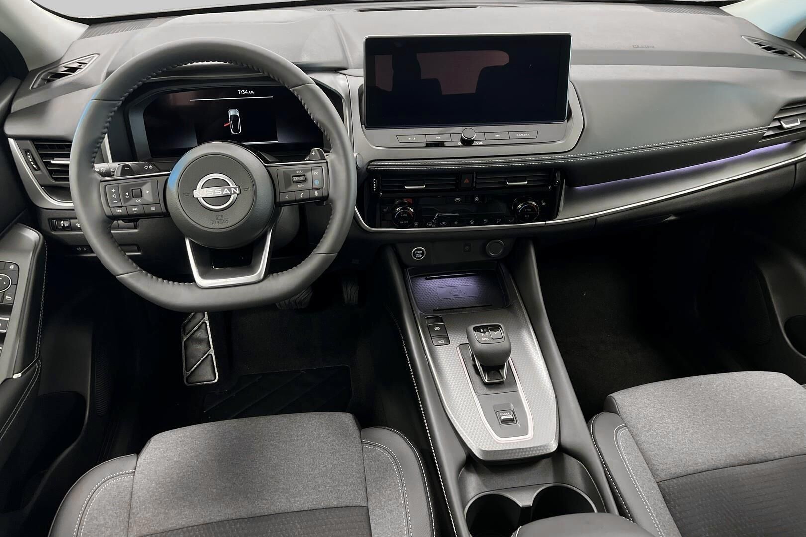 Nissan Qashqai iso kuva 18
