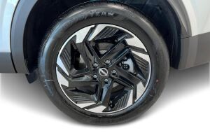 Nissan Qashqai esikatselu 12