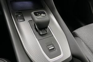 Nissan Qashqai esikatselu 15