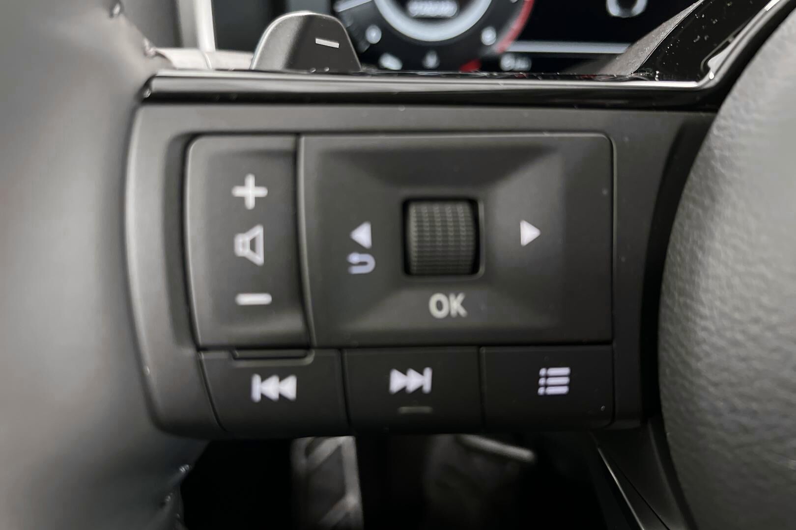 Nissan Qashqai iso kuva 20